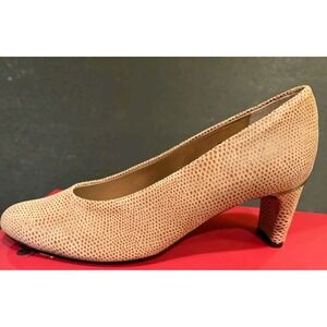 VANELi Women's Dayle Embossed Taupe Leather Print Pump  Sz 9.5M-VG Condition!